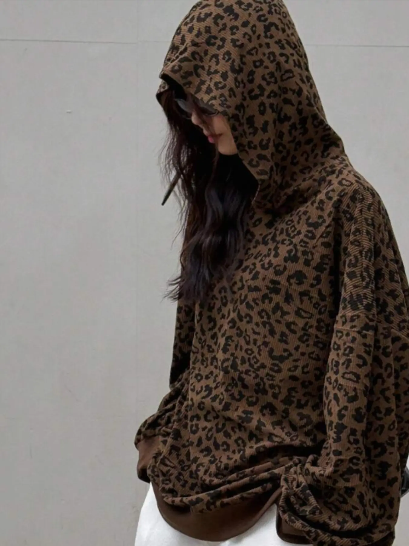 Women's Spring & Fall Corduroy Leopard Print Hoodie, Fashion Hoodie, Vintage Preppy Style, Loose Fit Long Sleeve Top, Soft Material, Casual Wear, Leopard Pattern Hoodie, Casual Pullover Hoodies