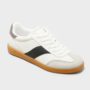 Street shoes