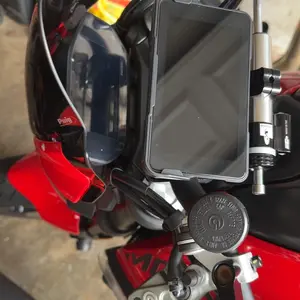 Motorcycle GPS CarPlay Screen with Motorcycle Holder, Wireless Carplay and Android Car, Portable Waterproof 5 Inch Touchscreen Motorcycle GPS CarPlay Screen Supports Bluetooth, Siri