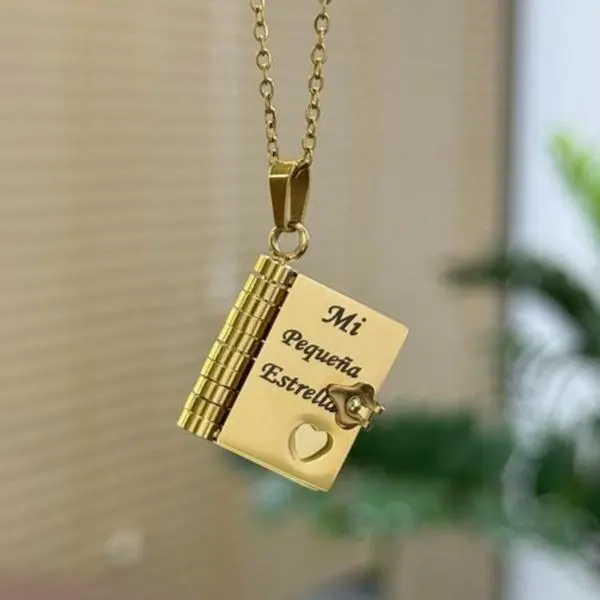 AS703 Mi Pequeña Estrella Book Necklace for Daughter My Little Star Book Necklace Engraved Jewelry, Perfect Birthday or Graduation Gift