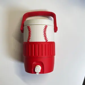 Baseball can cooler