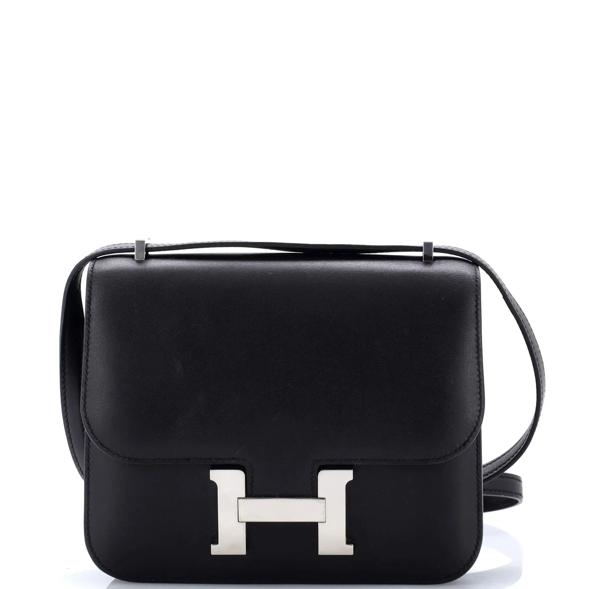 Pre-owned HERMÈS material Messenger Bags Hermes Constance Bag Swift 18 by Rebag