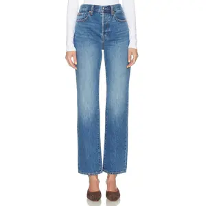 PISTOLA Petite Cassie Jeans in Capri