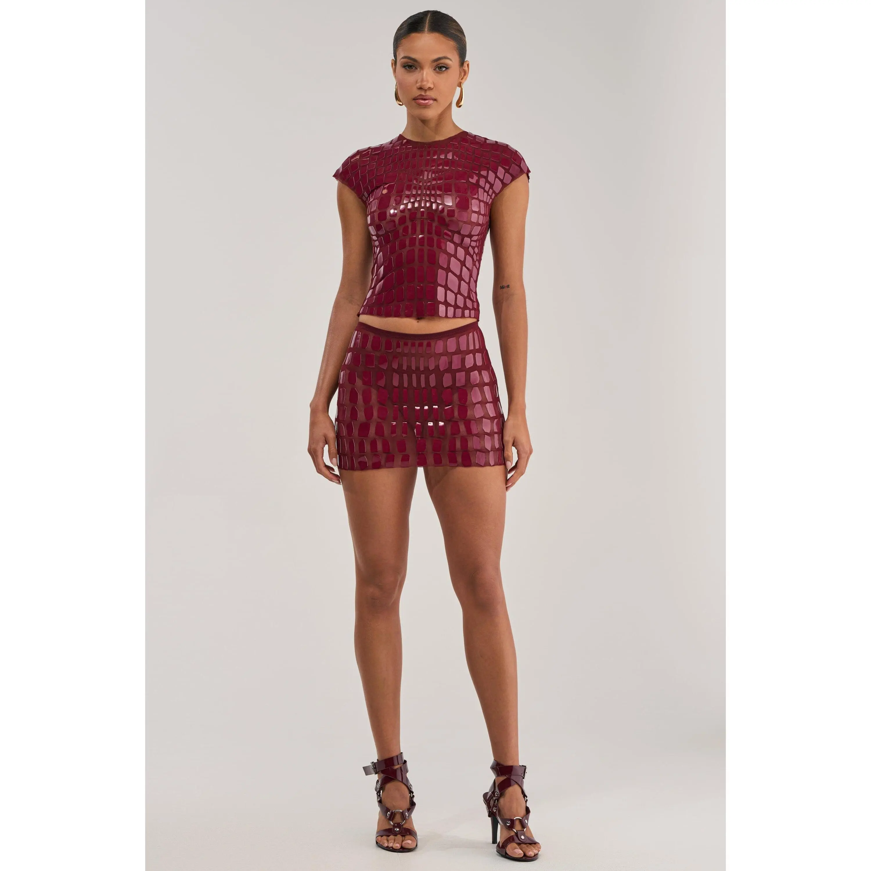 SEE THROUGH ME MINI SKIRT IN BURGUNDY
