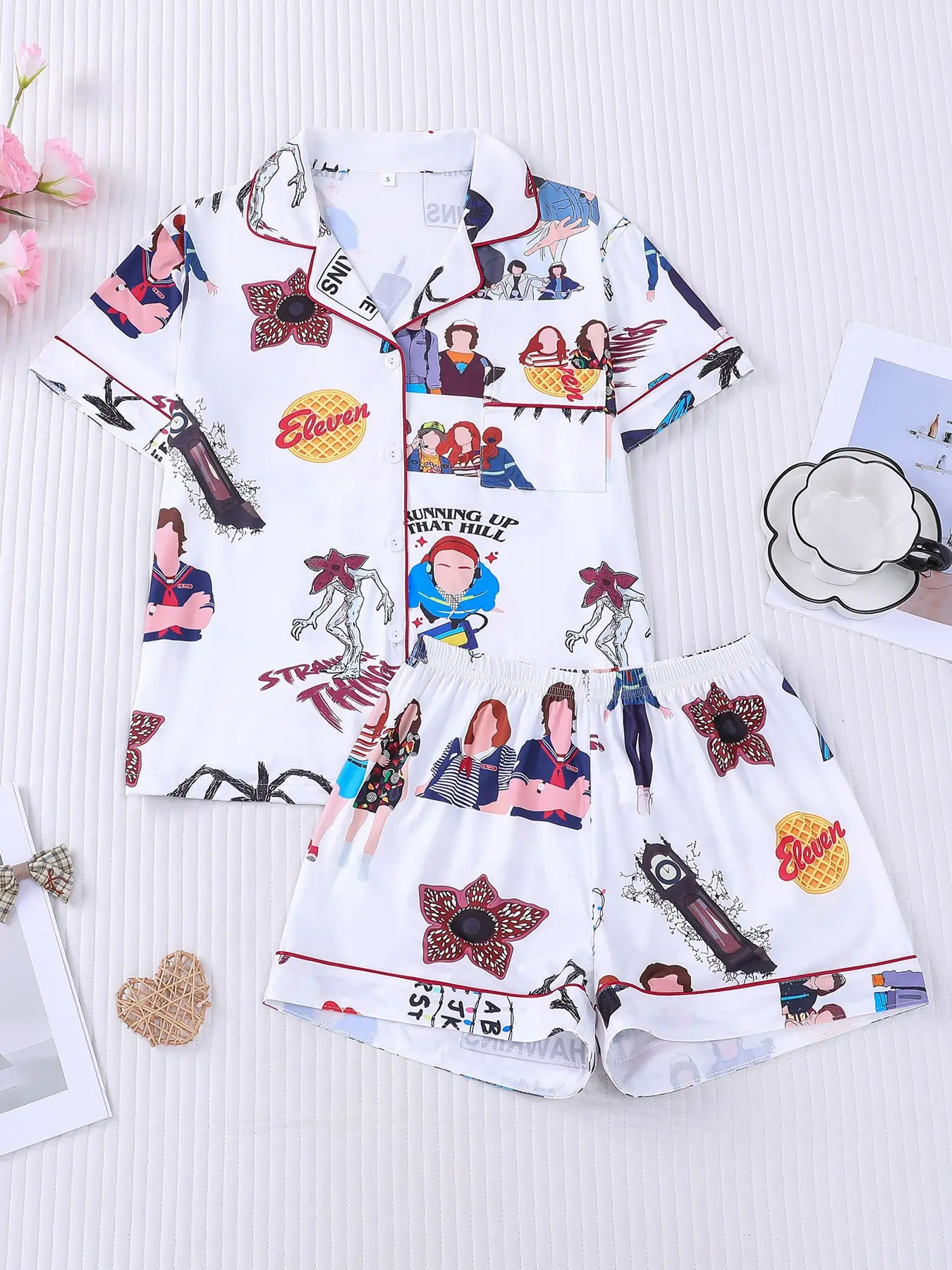 2pcs Weird Things Print Pajama Set, Pyjama Set - Retro Pop Culture Short-Sleeve Pjs (Notch Collar + Chest Pocket + Elastic Waist) - Adult Womenswear Loungewear/Sleepwear with Prints for Binge-Watching, Sleepovers & Trend Lovers