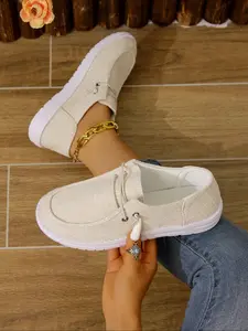 Women's Casual Round Toe Flat Walking Shoes, Soft Comfortable Textile Upper, Rubber Sole, Slip-On Design, Perfect for All Seasons Footwear, Slip On Style