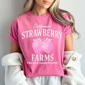 Strawberry Farms Comfort Colors T-Shirt, California Fruit Graphic Tee, Fresh & Handpicked Retro Women's Shirt