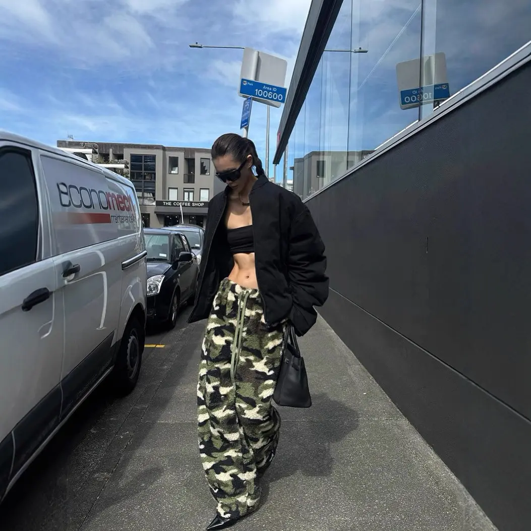 Camouflage+military green drawstring=thi