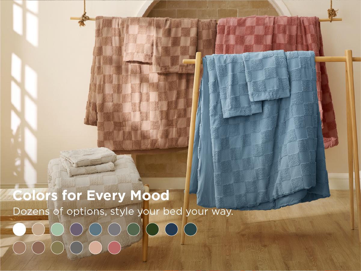 【Mother's day Deal】Bedsure Checkered Farmhouse Shabby Chic Comforter Set ,Boho Tufted Bed Set, King Size Bedding, 3 Pieces, 1 Plaid Geometric Comforter and 2 Pillow Shams,Jacquard Design Soft Breathable Lightweight All-Season Filling OEKO-TEX Certified