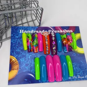 Color Struck Curved Square Set