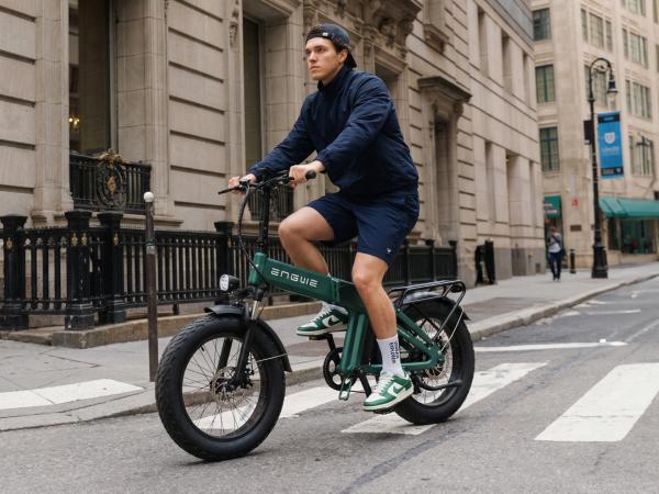 ENGWE EP-2 3.0 Folding Electric Bike | 75+ Miles Long Range, 75Nm High Torque Motor, Hydraulic Disc Brakes, 20×4.0 Fat Tires, IP64 Waterproof & Smart APP Control | Foldable Design for Urban Commute and Outdoor Adventure