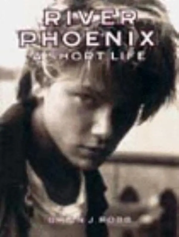 USED Book - River Phoenix: A Short Life by Brian J. Robb (Paperback) - english