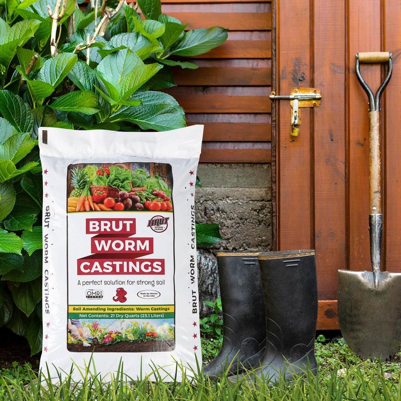 Brut Worm Farm All Natural Organic Worm Castings Soil Builder 30 Pound Bag Odor-Free Rich in Nutrients for Indoor & Outdoor Plants