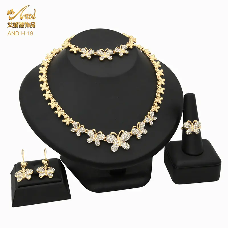 H 19 Jewelry 18K Gold