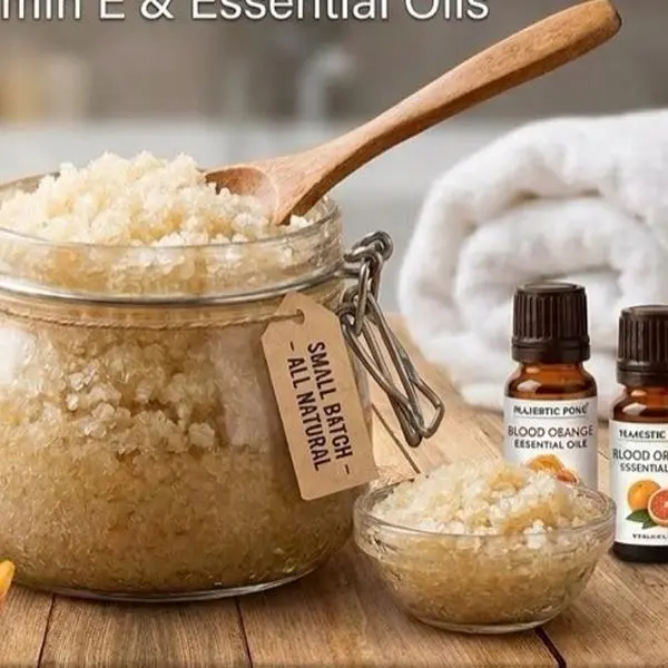 Dead Sea Salt Body Scrub, Exfoliating Skin Care for Dry Skin, Moisturizing Bath Treatment