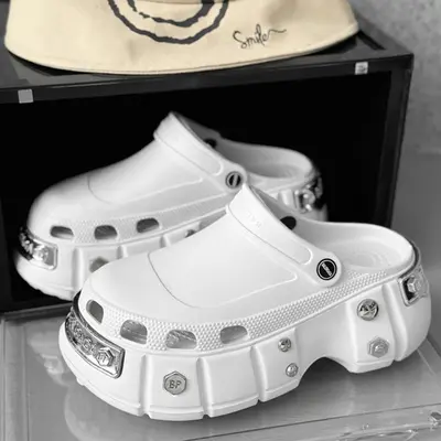 Black Chrome Slide TikTok Shop - Main Image