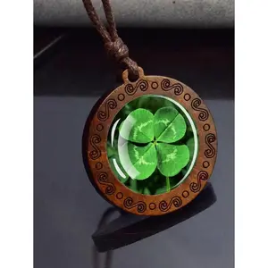 1pc Four Leaf Clover Pendants Shamrock Green Lucky Grass Wooden Pendant Rope Chains Necklace For Men And Women Valentines,Mom,Mother,Mother's Day,Gift