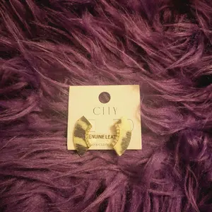 C.I.T.Y Animal Print Ear Crawler Earrings