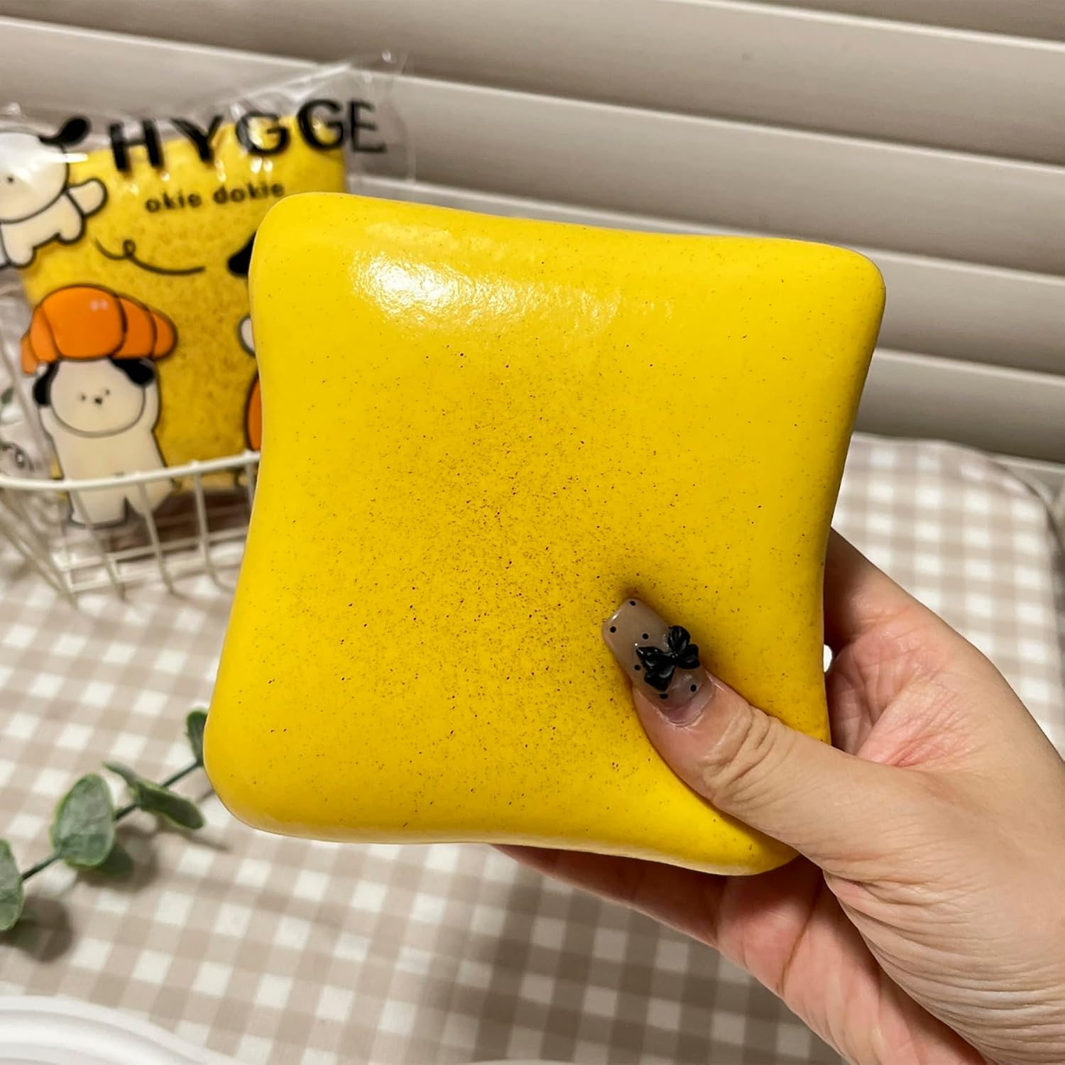 Super-Soft and Fluffy Berry Toast King, Ultra-Realistic Slow-Rise Squishy Toy, Stress-Relief Fidget for Bread Lovers, Perfect Gift, Squishy Series