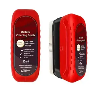 Multifunctional windshield anti-fog and waterproof wiper with an ergonomic handle, suitable for windshields, car windows, rearview mirrors and glasses, made of durable materials