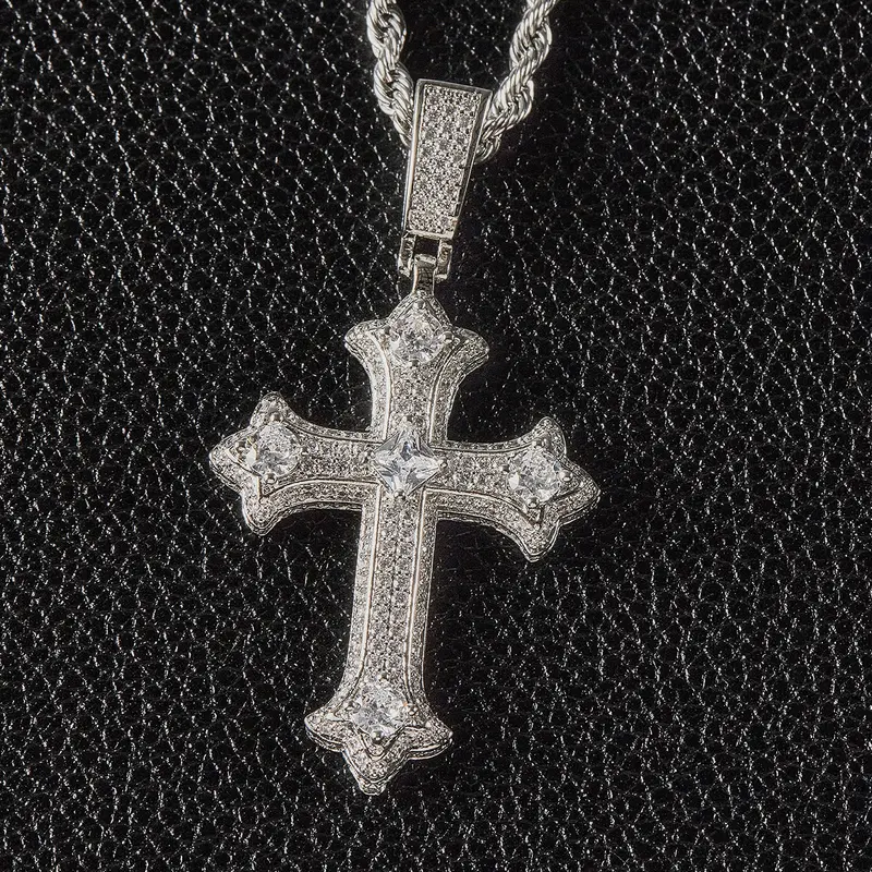 Pointed Hip-Hop Cross Pendant Necklace, Cross Chain Design, Unisex Streetwear Jewelry, Punk Style Accessory, Perfect Gift for Music Lovers, Cross Necklaces