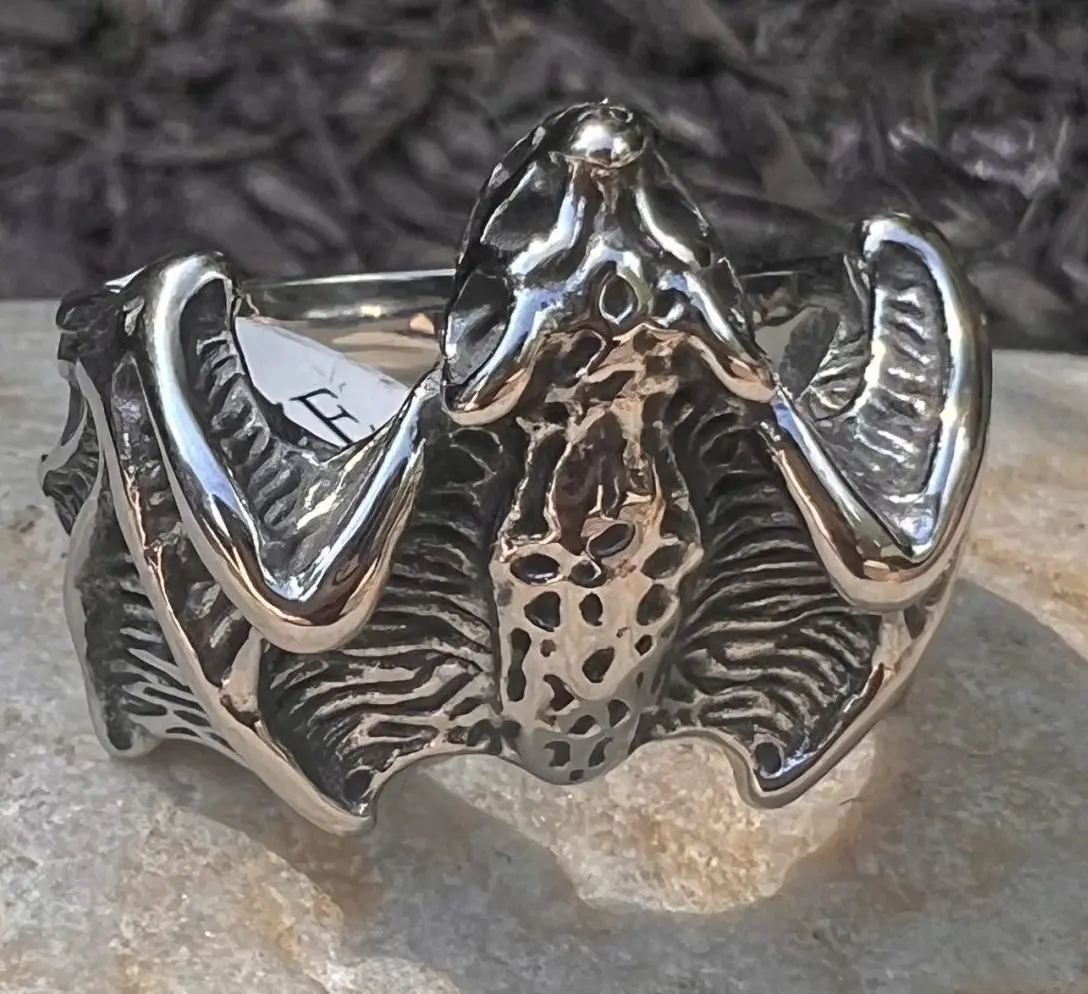 Vampire Bat Buddy Ring