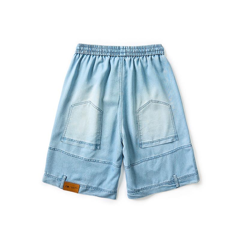 Men’s summer lightweight shorts made from Lyocell fabric—breathable, cool to wear, comfortable, and very cooling; suitable for various body types; vintage distressed style.