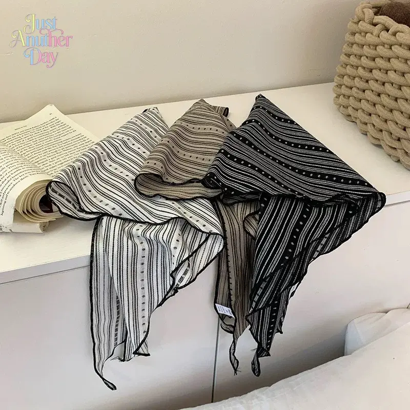 Striped Cotton Linen Triangle Scarf, Retro Style Bandana Headscarf, Versatile Neck Scarf & Hair Band for Women, 3 Color Options