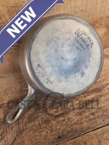 The Classic!  1924 Wagner Ware Sidney -O- #8 Skillet with smooth bottom & Stylized Logo, 1058 K. Nickel plated outside, black iron inside