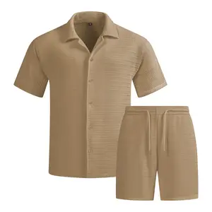 Men's summer two-piece knitted set, casual short-sleeve button-up shirt with drawstring shorts, casual, lightweight and breathable for summer, suitable for vacation and everyday wear.