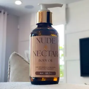 Nude Nectar Signature Body Oil - With Jojoba & Vitamin E for Soft, Hydrated Skin - Natural Glow & Long Lasting Scent