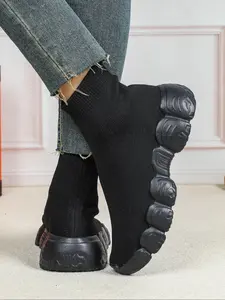 Women's Solid Color Slip on Sock Sneakers, Casual Comfortable Breathable Low Top Shoes, Fashionable Running Shoes for Daily Wear, Stylish Trendy Walking Shoes, Lightweight Walking Shoes