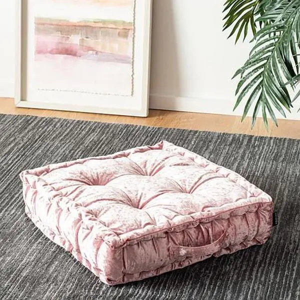 Safavieh Belia Floor Pillow Safavieh Belia Floor Pillow