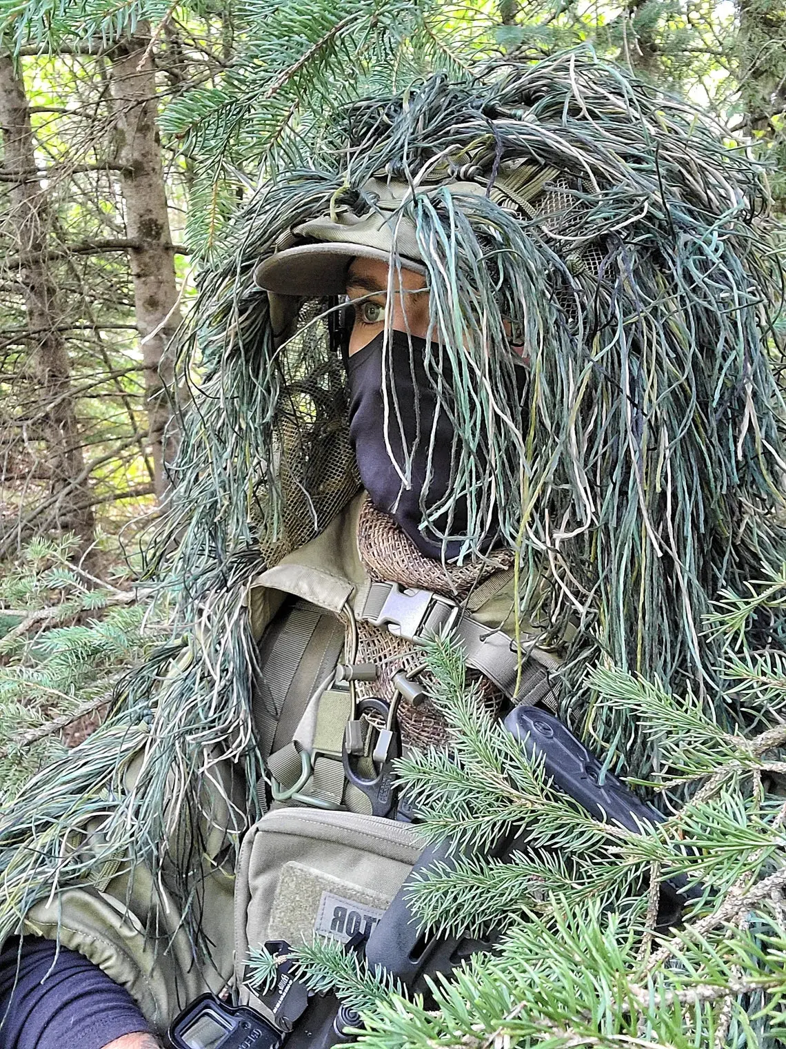 Deep Woods Viper Style Ghillie Hood (Fully Garnished)