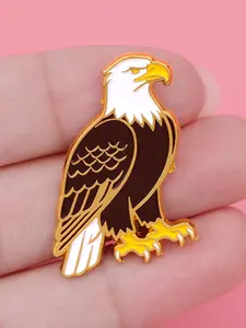 Cartoon Eagle Enamel Brooch Pin, Fashion Bag Accessory, Unique Design, Ideal Gift for Her, Cute Animal Pattern, All Seasons, Durable Metal Pins