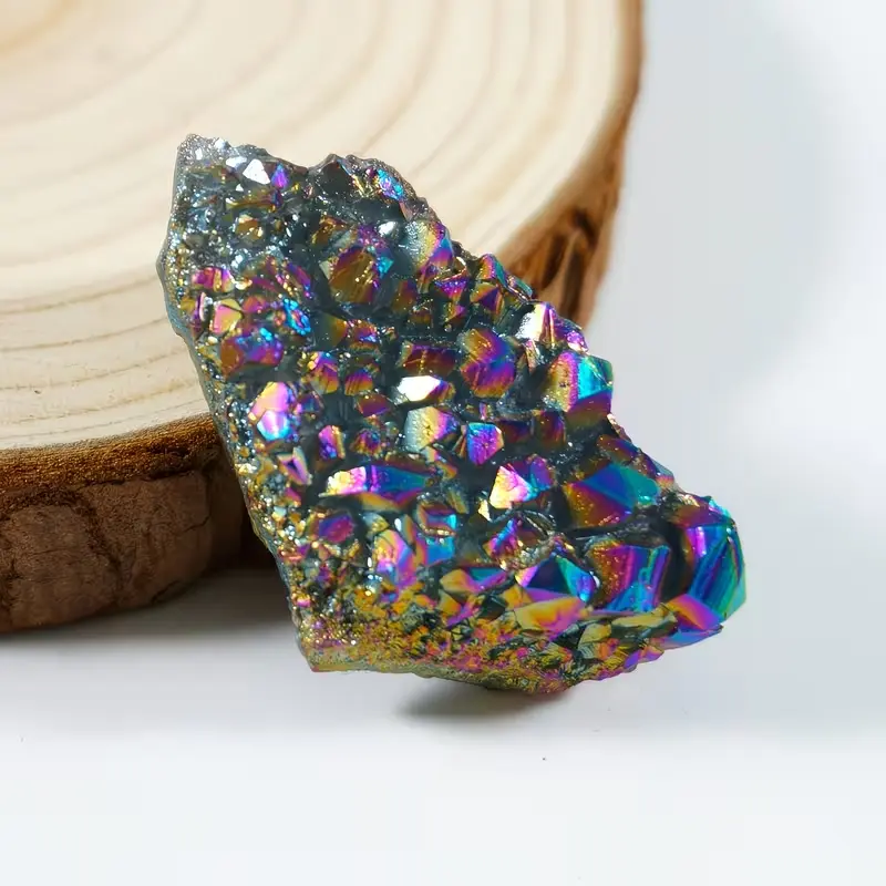 Glam Titanium Aura Quartz Crystal Cluster - 1-Piece Dazzling Iridescent Rainbow Finish Vintage Glam Natural Quartz Geode, Raw Druzy Mineral Specimen for Home Office Decor, Reiki Meditation, 0.78-3.14 in Birthday Gift, Crystals, Collectors