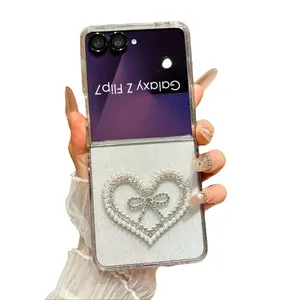 Transparent Glitter DIY Heart Bracelet Compatible with Samsung ZFlip7, ZFlip6 Luxury High-End Protective Case, ZFlip5 Portable Simple Protective Accessory
