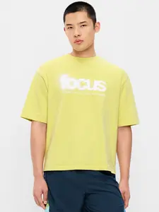 Old Navy Men's Lived-In Pro Short-Sleeve Graphic T-Shirt