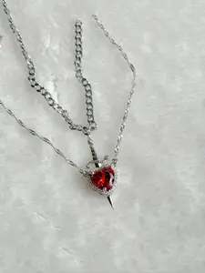 Trendy Heart and Sword Necklace Unique Charm Couple Necklaces Silvery Golded Necklace Couple Jewelry Birthday Christmas and Valentine's Day Gifts, Small Niche Design, Daily Gift, Jewelry Suitable for All Seasons, Unique Gift, Charms Necklace