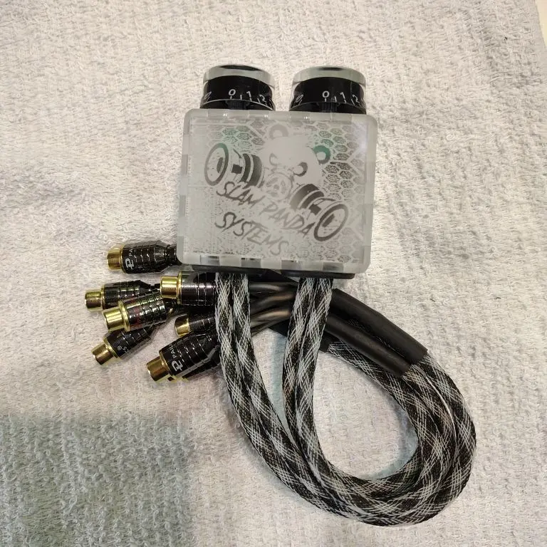 Slam Panda Systems Mini Dual Bass Knob IF YOU SELECT CUSTOM COLOR YOU MUST MESSAGE ME IN THE SELLER CENTER UPON COMPLETION OF YOUR ORDER TO SELECT YOUR CASE COLOR