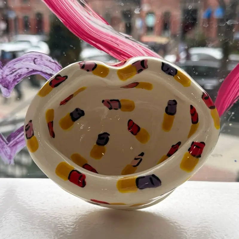 Lips  Ceramic Lipstick Holder with an Organic Lipstick
