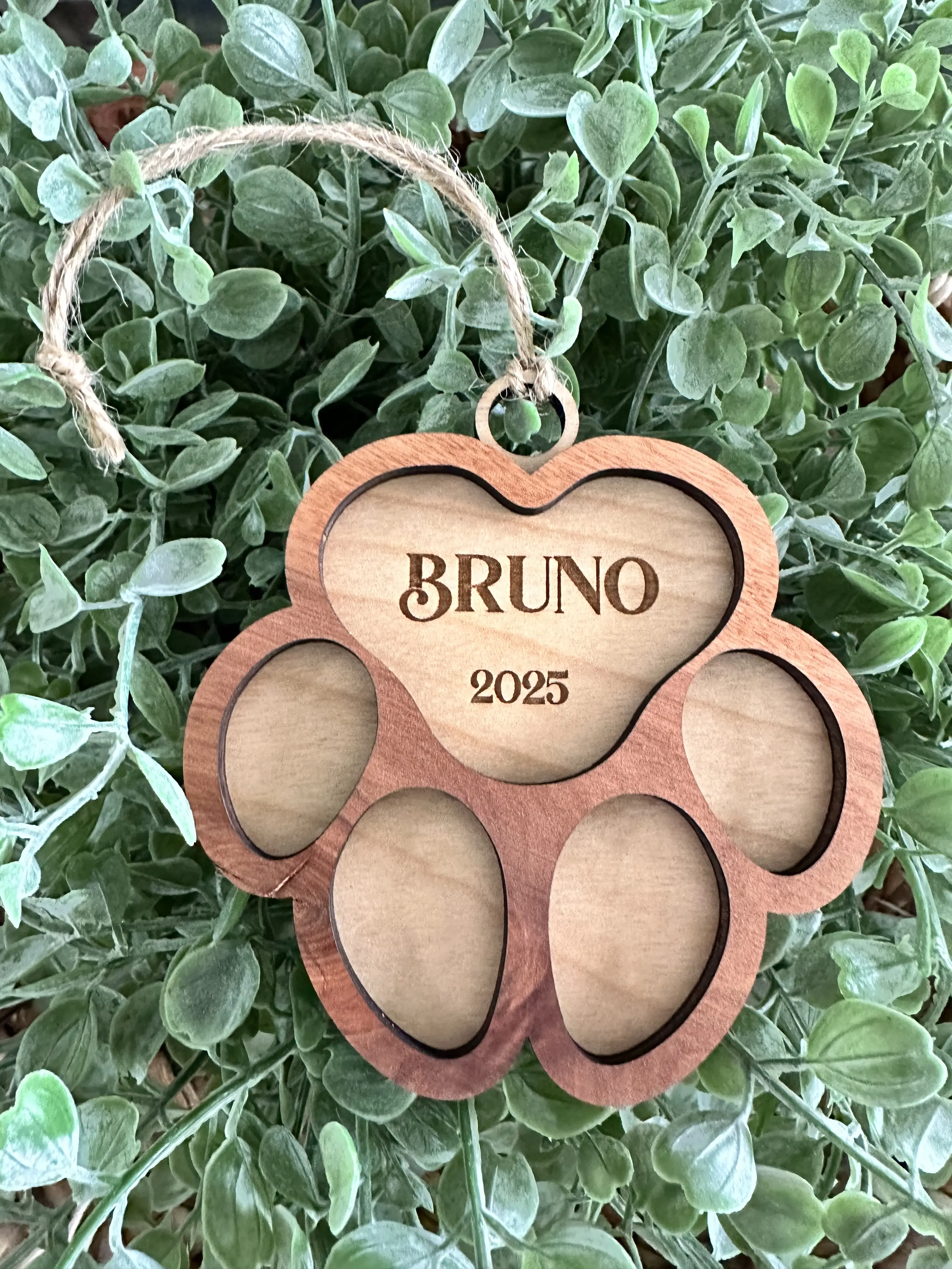 Custom Wooden Dog Paw Ornament Handcrafted Natural Rustic Design Personalized Pet Name & Year for Home Decor