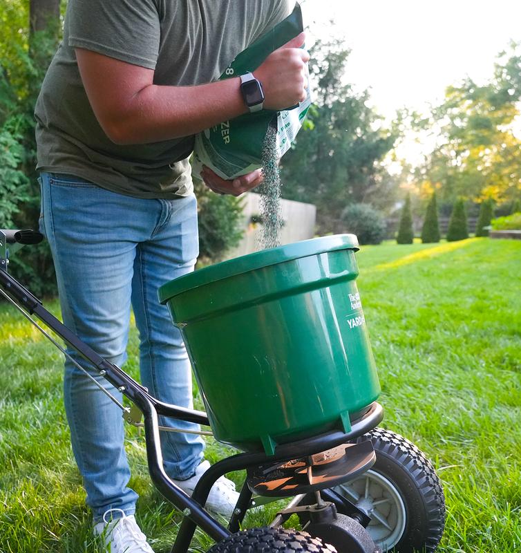 The Andersons PGF Complete Professional-Grade 16-4-8 Fertilizer with 7% Humic DG