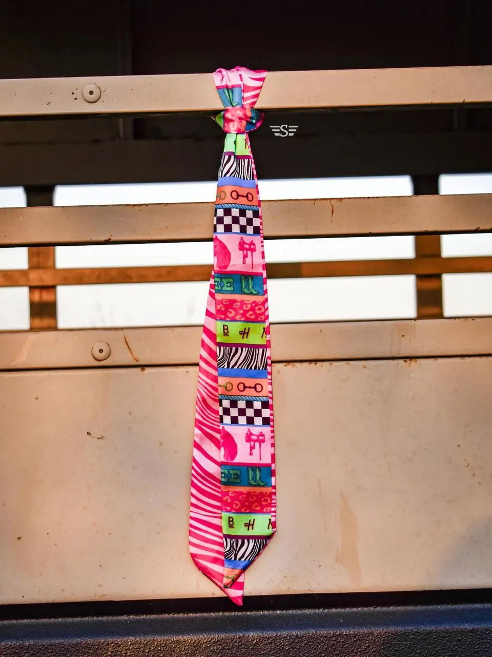 Neon Rodeo Twilly