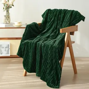 Green Throw Blanket 50"×60", Fleece, Super Soft, Plush, Fuzzy, Cozy, with Square 3D Jacquard Grid Design, Lightweight, for Couch, Sofa, Chair, Dark Forest Green