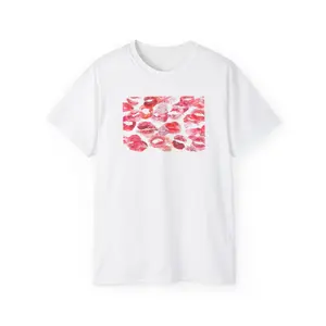 The LoveMark Tee | Viral Kisses Shirt, Boyfriend Valentines Day Gift T-Shirt, Cute Gift for Girlfriend, Trending Lips T-Shirt Casual Womenswear Cotton