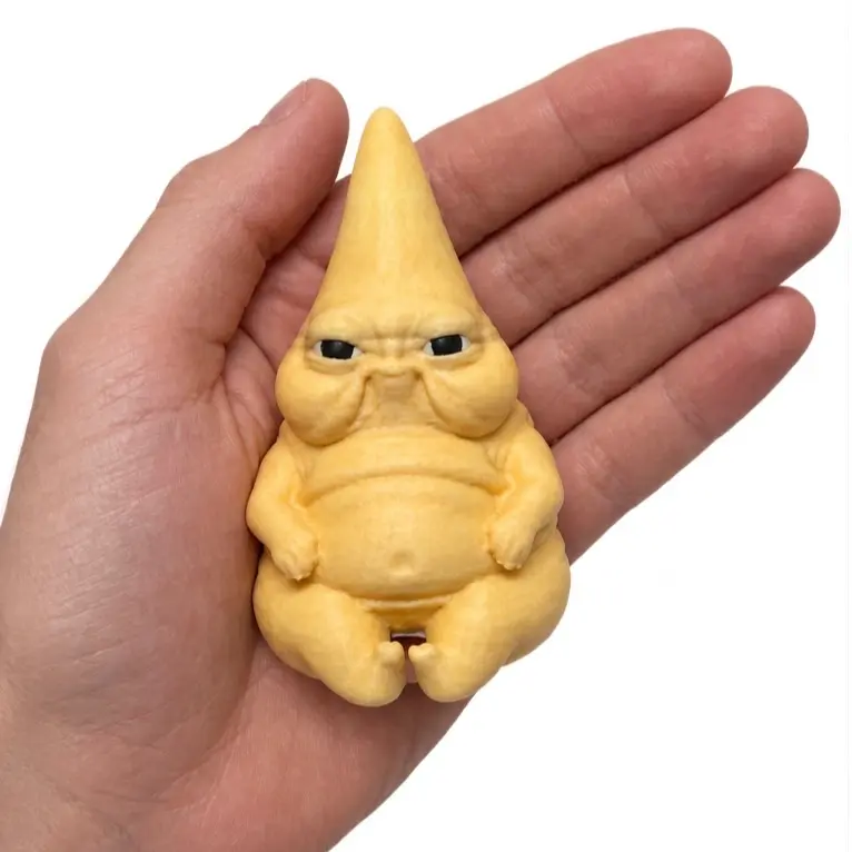 Mini Qenis Figure