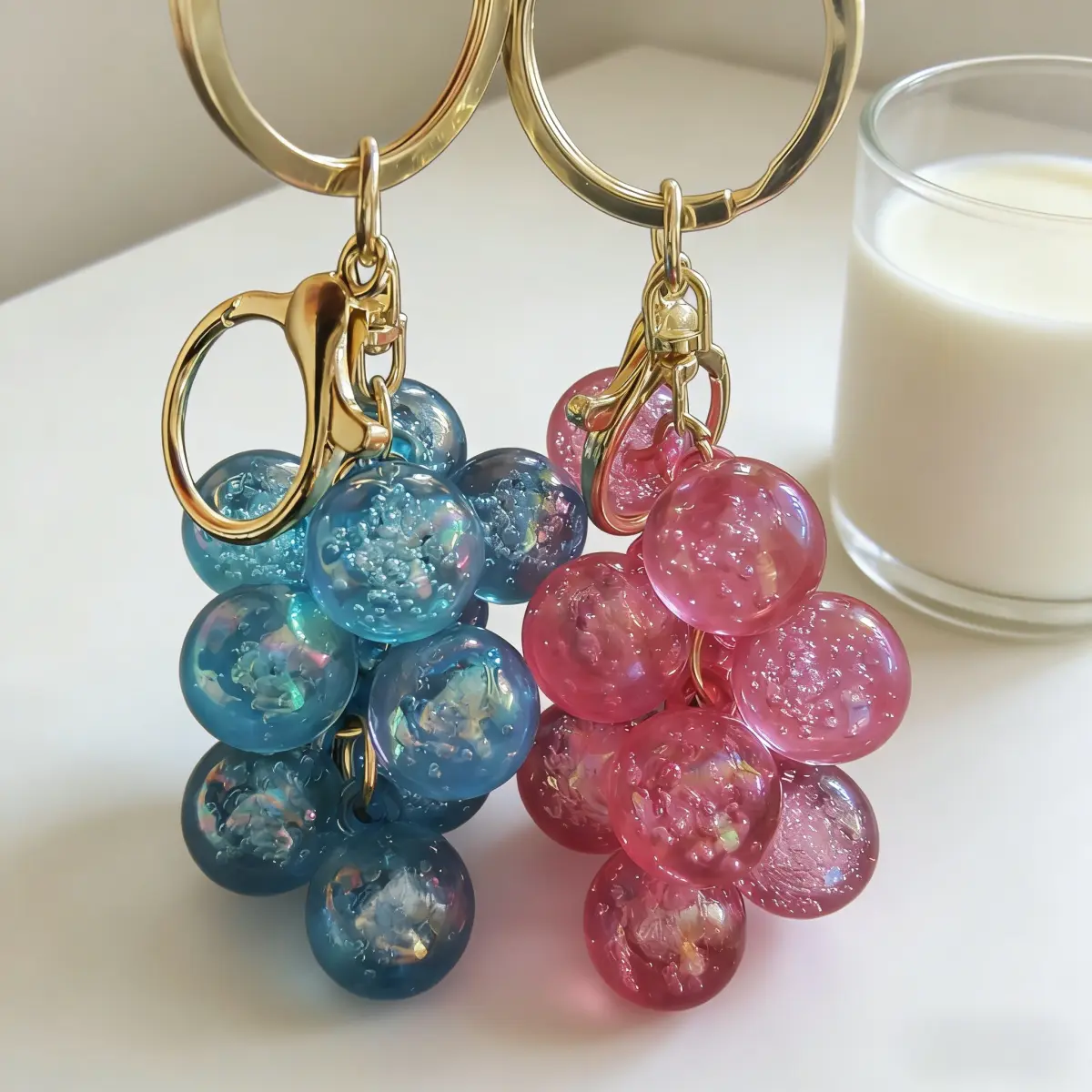 Cute Girly Grape Keychain & Bag Charm, Decorative Acrylic Pendant, Compact Purse Accessories for Women's Everyday Carry, Compact Keychains, Keychains For Women, Kawaii Accessories