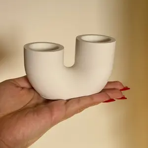 Minimalist White Concrete Candle Holder | ArtistaV