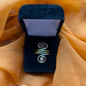 Wire Wrapped Rings with Gemstone or Glass Beaded Jewelry for Stylish Accessory - Elegant Design